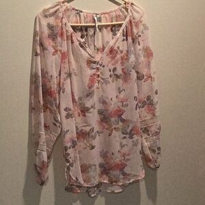 Lauren Conrad pink floral Women's Top in Xsmall